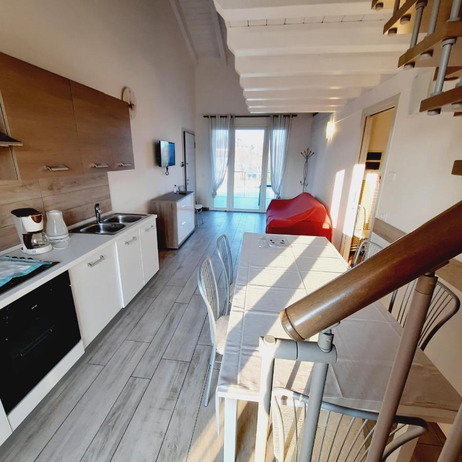 Villaggio Esmera Ντεζεντσάνο ντελ Γκάρντα Εξωτερικό φωτογραφία