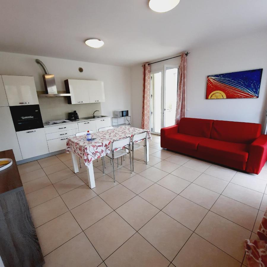 Villaggio Esmera Ντεζεντσάνο ντελ Γκάρντα Εξωτερικό φωτογραφία