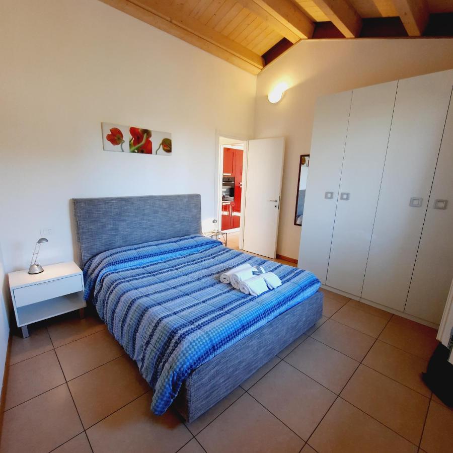 Villaggio Esmera Ντεζεντσάνο ντελ Γκάρντα Εξωτερικό φωτογραφία