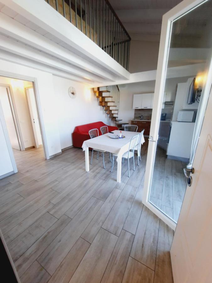 Villaggio Esmera Ντεζεντσάνο ντελ Γκάρντα Εξωτερικό φωτογραφία