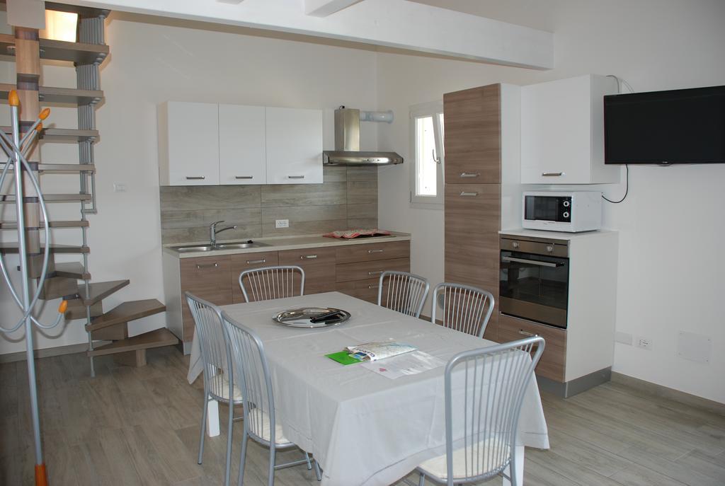 Villaggio Esmera Ντεζεντσάνο ντελ Γκάρντα Εξωτερικό φωτογραφία