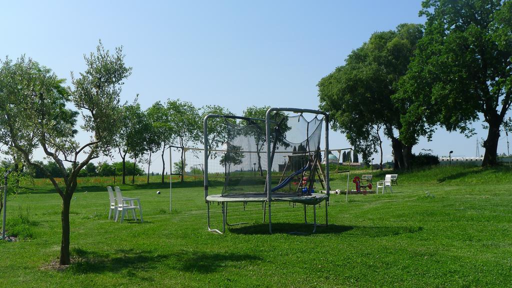 Villaggio Esmera Ντεζεντσάνο ντελ Γκάρντα Εξωτερικό φωτογραφία