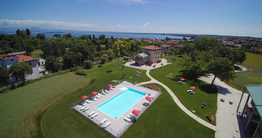 Villaggio Esmera Ντεζεντσάνο ντελ Γκάρντα Εξωτερικό φωτογραφία