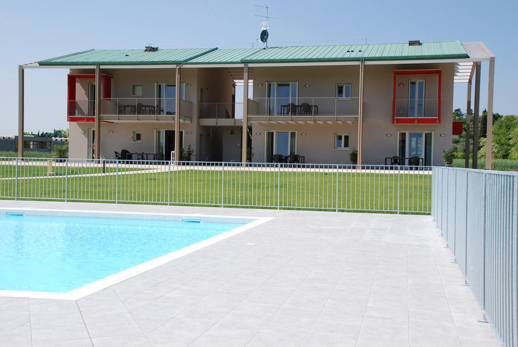Villaggio Esmera Ντεζεντσάνο ντελ Γκάρντα Εξωτερικό φωτογραφία