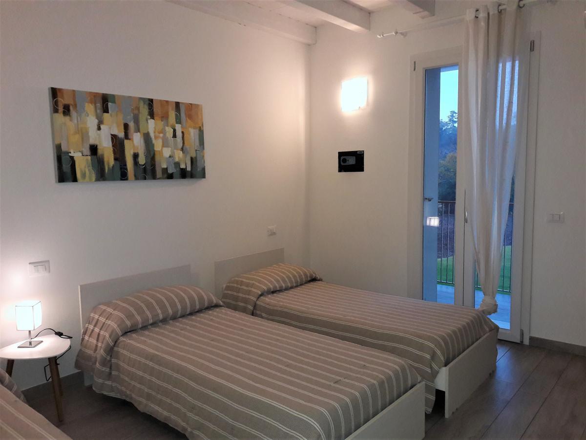 Villaggio Esmera Ντεζεντσάνο ντελ Γκάρντα Εξωτερικό φωτογραφία